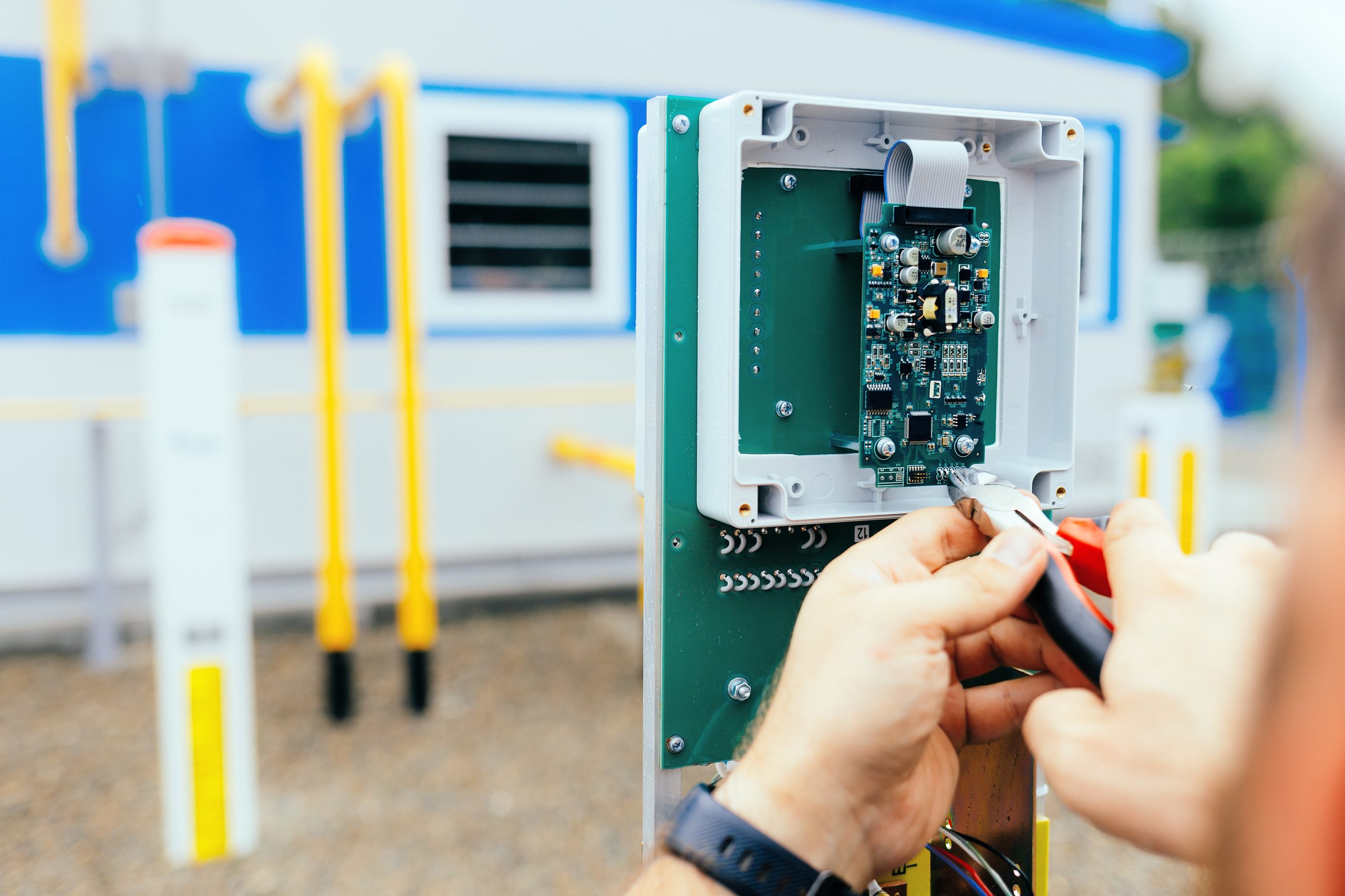 commercial electrical repair singapore